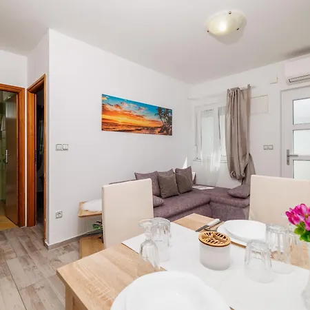 Διαμέρισμα Luna *