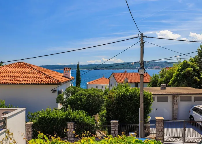 Luna 茨里克韦尼察